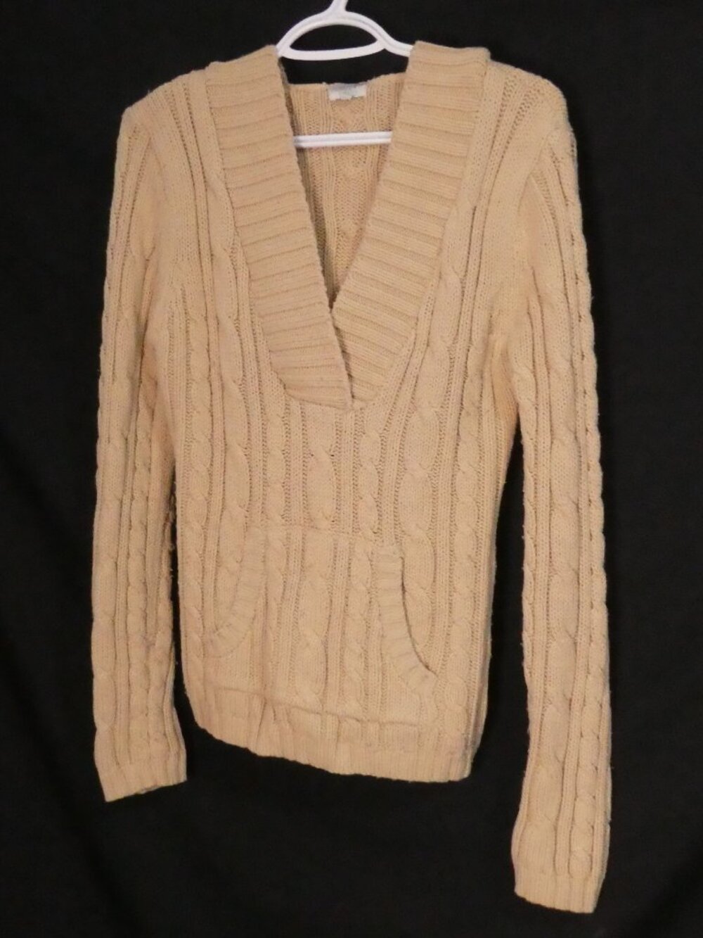 SUZY By SUZY SHIER Cable Knit V-Neck Hooded Pullover Sweater Beige - small